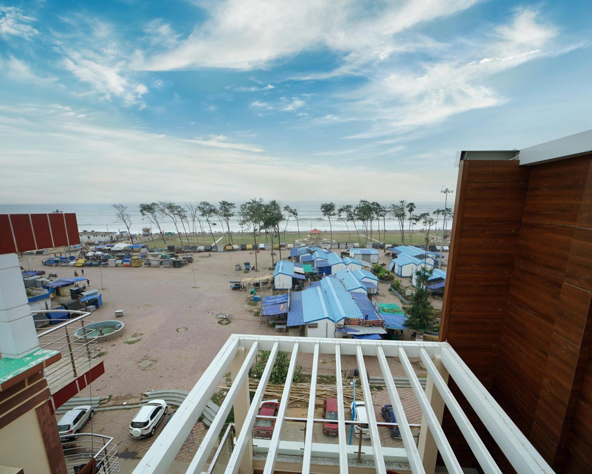 Royal Sea View !! Beach Front With Free Wifi !! Digha  Buitenkant foto
