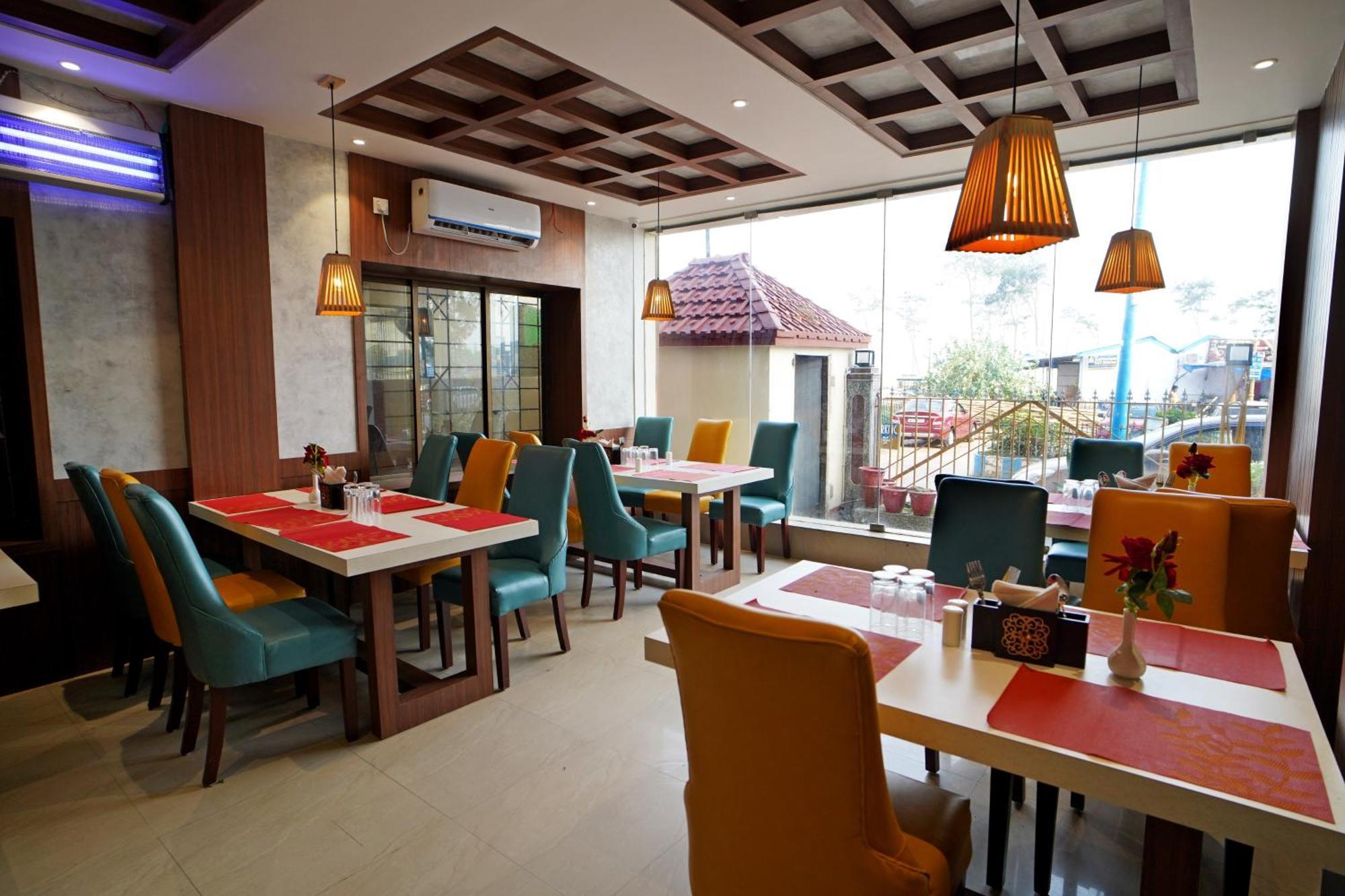 Royal Sea View !! Beach Front With Free Wifi !! Digha  Buitenkant foto