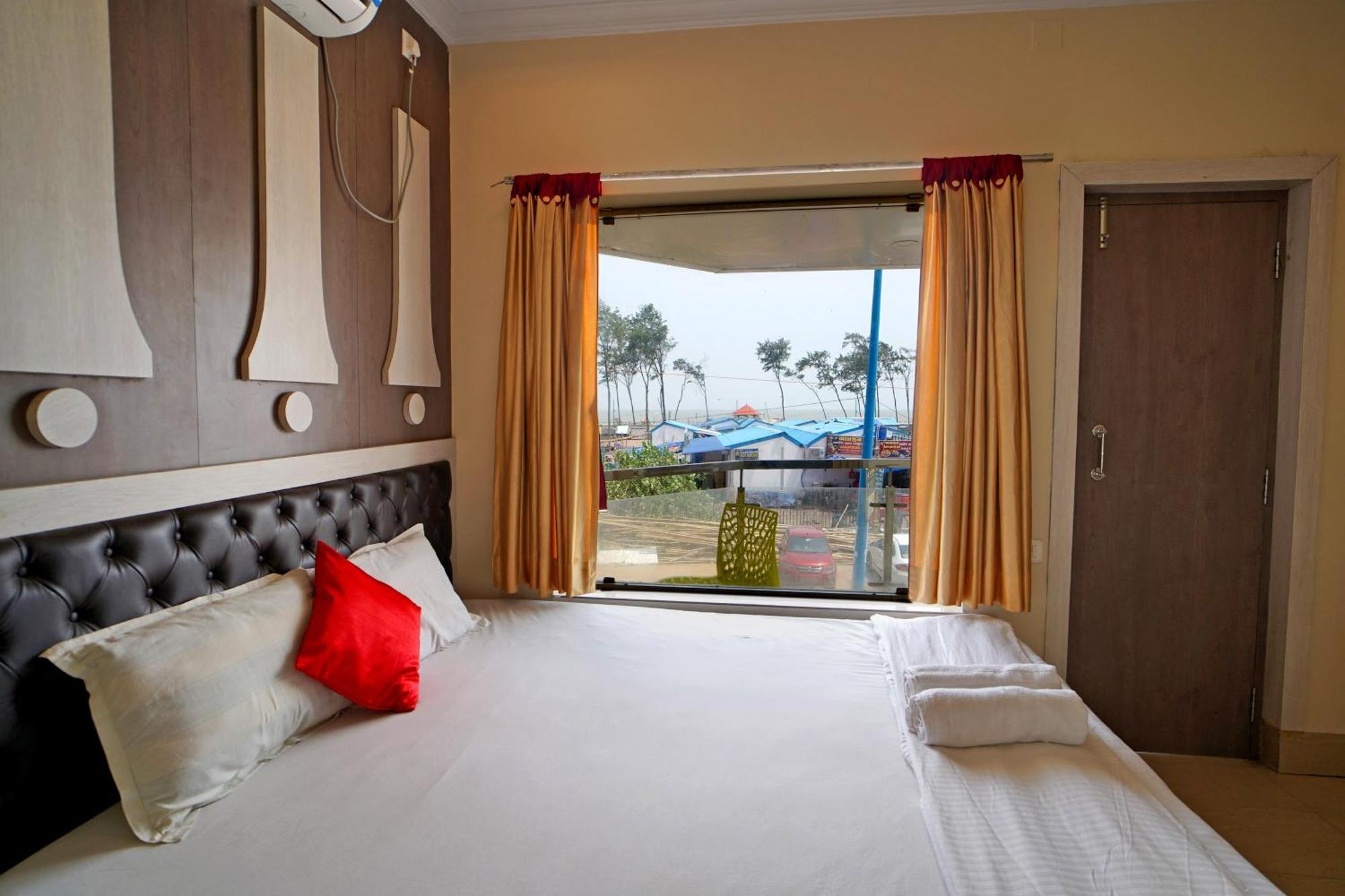 Royal Sea View !! Beach Front With Free Wifi !! Digha  Buitenkant foto